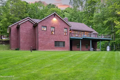 5 Victoria Ln, Lanesborough, MA 01237 - Photo 7