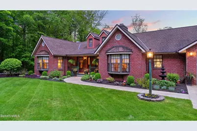 5 Victoria Ln, Lanesborough, MA 01237 - Photo 3