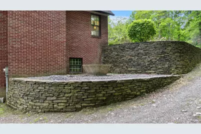 5 Victoria Ln, Lanesborough, MA 01237 - Photo 23