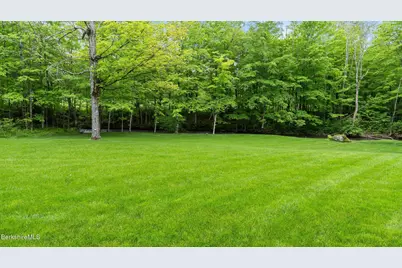 5 Victoria Ln, Lanesborough, MA 01237 - Photo 19