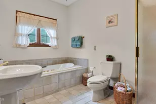 5 Victoria Ln, Lanesborough, MA 01237 - Photo 27