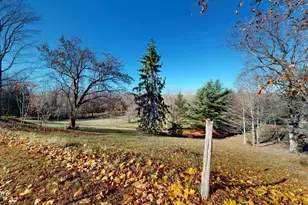 612 E New Lenox Rd, Pittsfield, MA 01201 - Photo 9