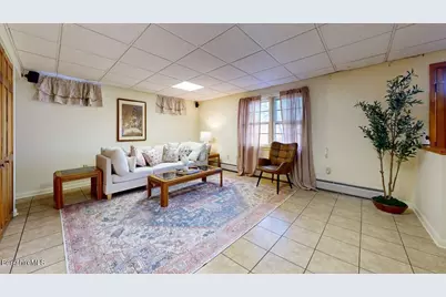 612 East New Lenox Rd, Pittsfield, MA 01201 - Photo 29