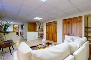 612 E New Lenox Rd, Pittsfield, MA 01201 - Photo 31