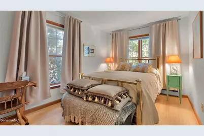 2 W Rose Ct, Great Barrington, MA 01230 - Photo 15