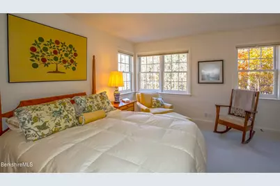 1136 Barker Rd #18, Pittsfield, MA 01201 - Photo 25