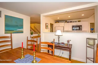 1136 Barker Rd #18, Pittsfield, MA 01201 - Photo 9