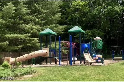 314 Lakeshore Dr, Sandisfield, MA 01255 - Photo 9