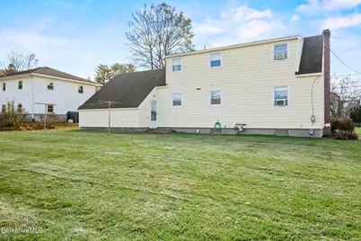 82 Quirico Dr, Pittsfield, MA 01201 - Photo 27