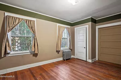 145 Bartlett Ave, Pittsfield, MA 01201 - Photo 19