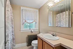 145 Bartlett Ave, Pittsfield, MA 01201 - Photo 25