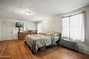 145 Bartlett Ave, Pittsfield, MA 01201 - Photo 35