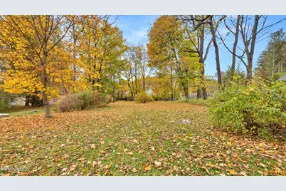 81 Castle Hill Ave, Great Barrington, MA 01230 - Photo 7