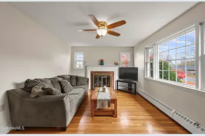 171 Pine Grove Dr, Pittsfield, MA 01201 - Photo 13
