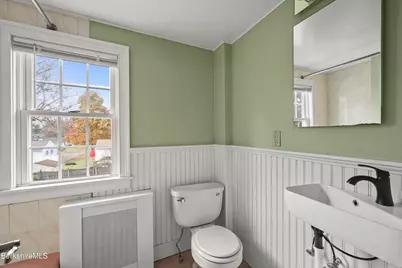 171 Pine Grove Dr, Pittsfield, MA 01201 - Photo 33