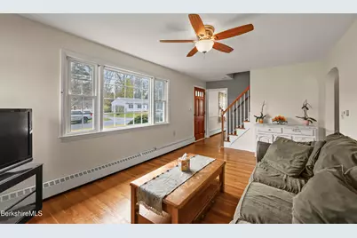 171 Pine Grove Dr, Pittsfield, MA 01201 - Photo 15