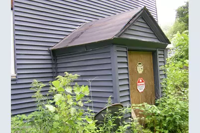 306 Union St, North Adams, MA 01247 - Photo 9