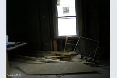 306 Union St, North Adams, MA 01247 - Photo 15