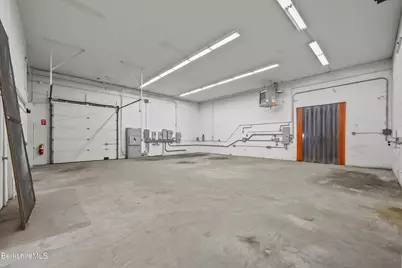 17 Taconic Park Dr, Pittsfield, MA 01201 - Photo 15