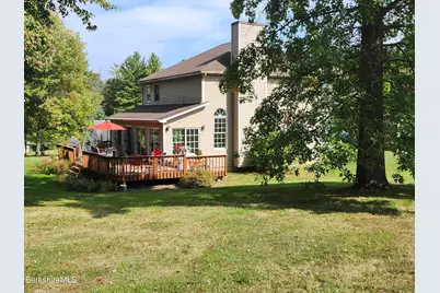 10 Lillybrook Rd, Pittsfield, MA 01201 - Photo 27