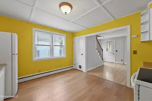 559 Onota St, Pittsfield, MA 01201 - Photo 9