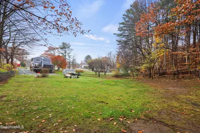 386 Cheshire Rd, Pittsfield, MA 01201 - Photo 43