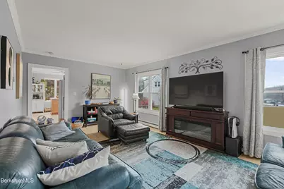 386 Cheshire Rd, Pittsfield, MA 01201 - Photo 5