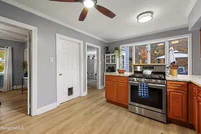 386 Cheshire Rd, Pittsfield, MA 01201 - Photo 13
