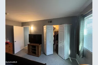 1-10 Rolling Hills Ln, Lenox, MA 01240 - Photo 5