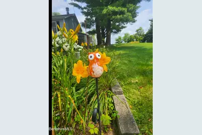 8 Samson St, Pittsfield, MA 01201 - Photo 55