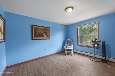 8 Samson St, Pittsfield, MA 01201 - Photo 17