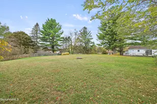 8 Samson St, Pittsfield, MA 01201 - Photo 31