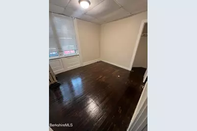 40 Perrine Ave #1, Pittsfield, MA 01201 - Photo 9
