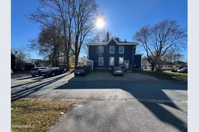 40 Perrine Ave #4, Pittsfield, MA 01201 - Photo 3