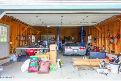 33 Gattuso Dr, North Adams, MA 01247 - Photo 7