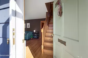 39 Lowden St, Pittsfield, MA 01201 - Photo 3