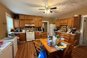 41 Brown St, Pittsfield, MA 01201 - Photo 9