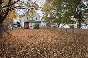 41 Brown St, Pittsfield, MA 01201 - Photo 3