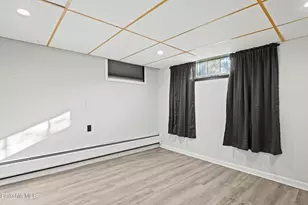 11 Mc Allister St, Pittsfield, MA 01201 - Photo 27