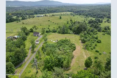 497 Gale Ave, Pittsfield, MA 01201 - Photo 1