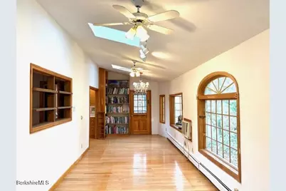 100 N Hoosac Rd, Williamstown, MA 01267 - Photo 9