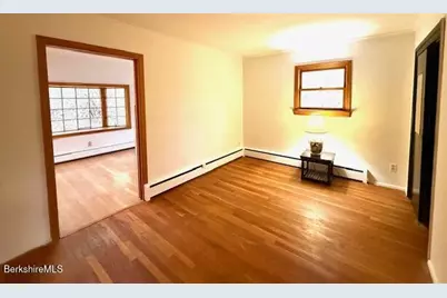 100 N Hoosac Rd, Williamstown, MA 01267 - Photo 11