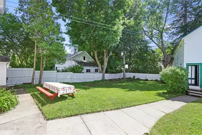 6 Crandall St, Adams, MA 01220 - Photo 25