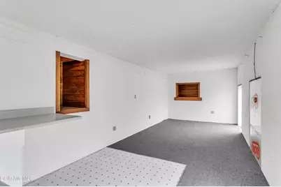 260 Columbus Ave, Pittsfield, MA 01201 - Photo 11