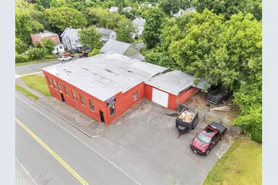 260 Columbus Ave, Pittsfield, MA 01201 - Photo 3