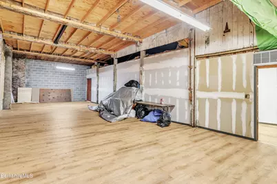 260 Columbus Ave, Pittsfield, MA 01201 - Photo 13