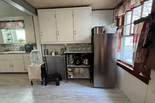 13 Water St, Adams, MA 01220 - Photo 7