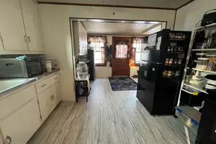 13 Water St, Adams, MA 01220 - Photo 7