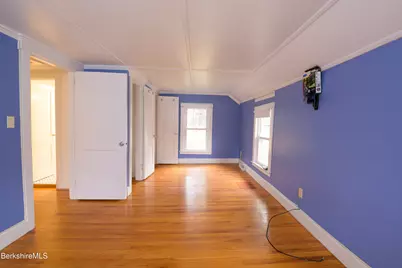 363 Henderson Rd, Williamstown, MA 01267 - Photo 17