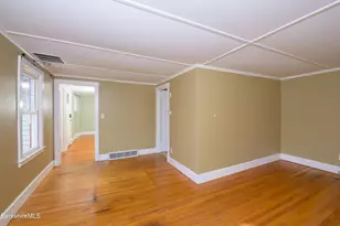 363 Henderson Rd, Williamstown, MA 01267 - Photo 15